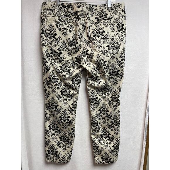 Free People capri pants off white with black design women’s size
31‎ waist - Picture 3 of 5
